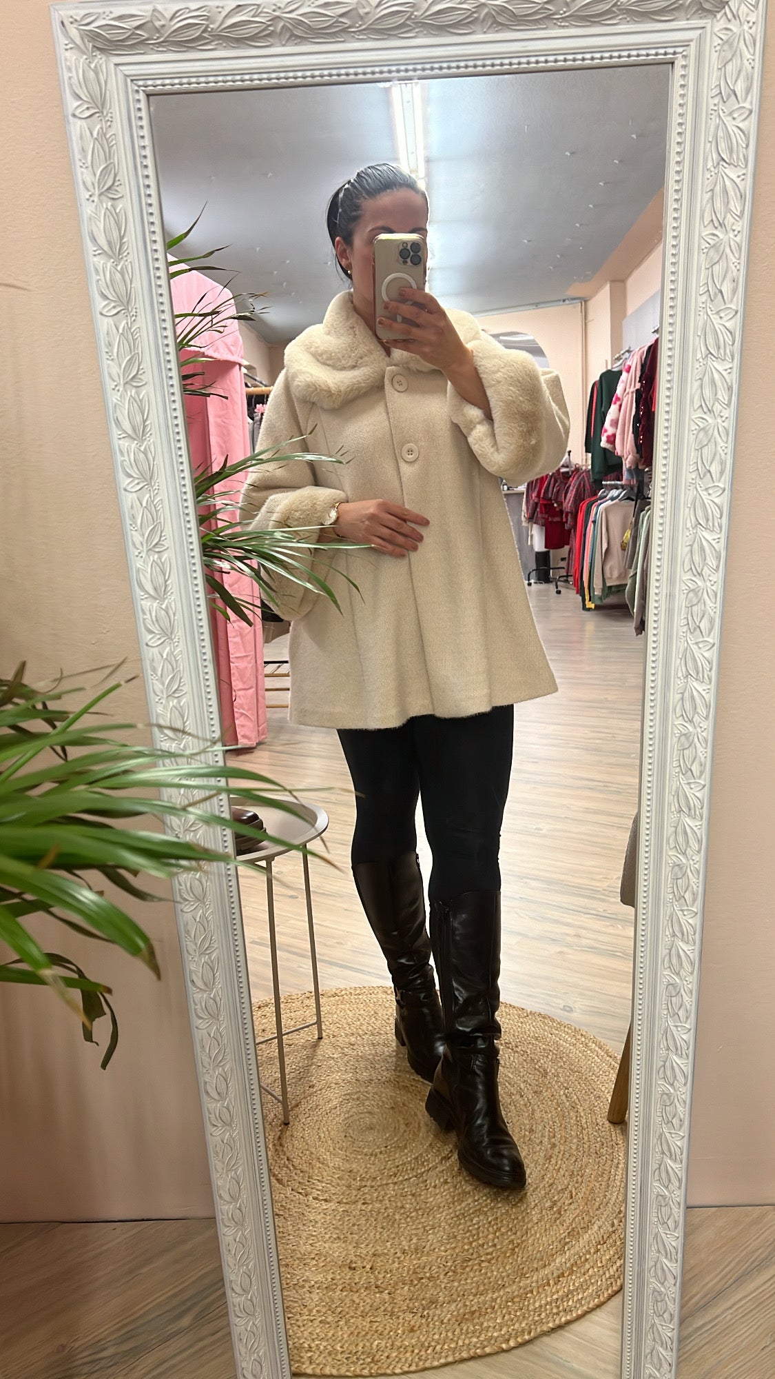 Mantel Creme