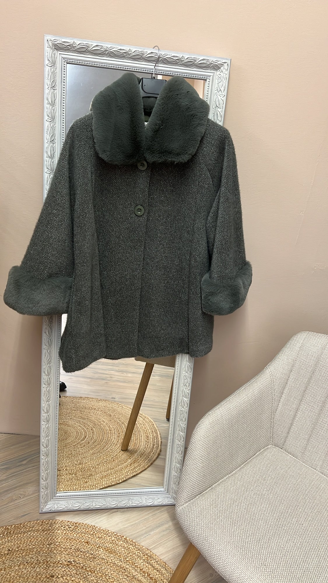 Damen Poncho/ Mantel green