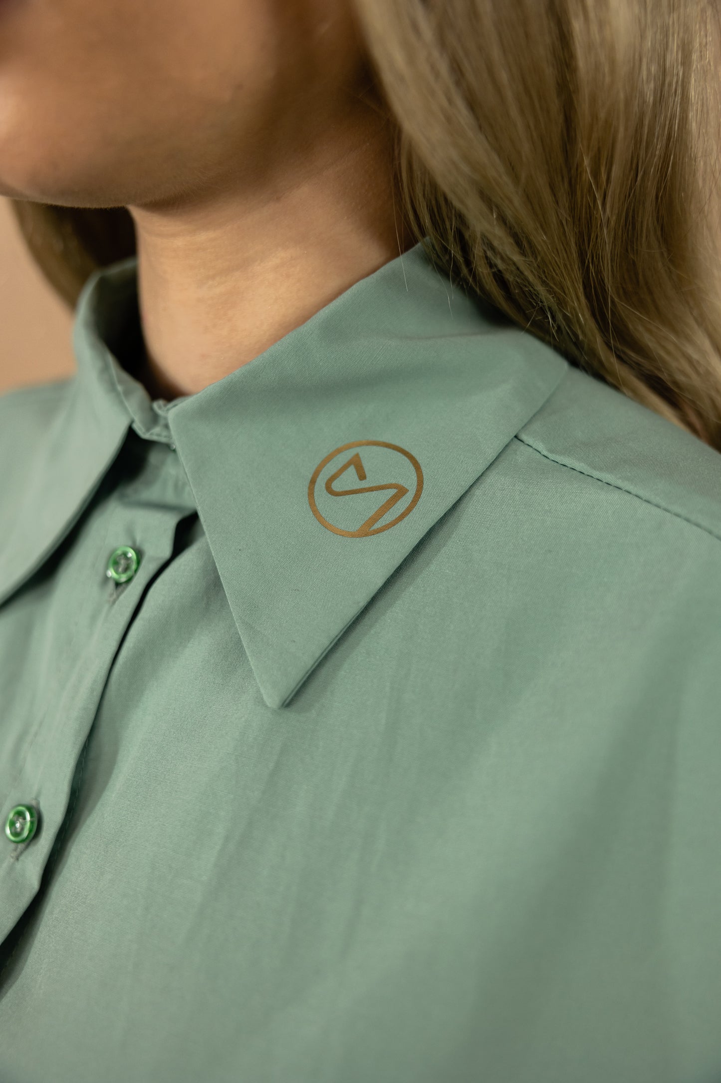 MYMAR Design Mode- Oversize Hemd Grün