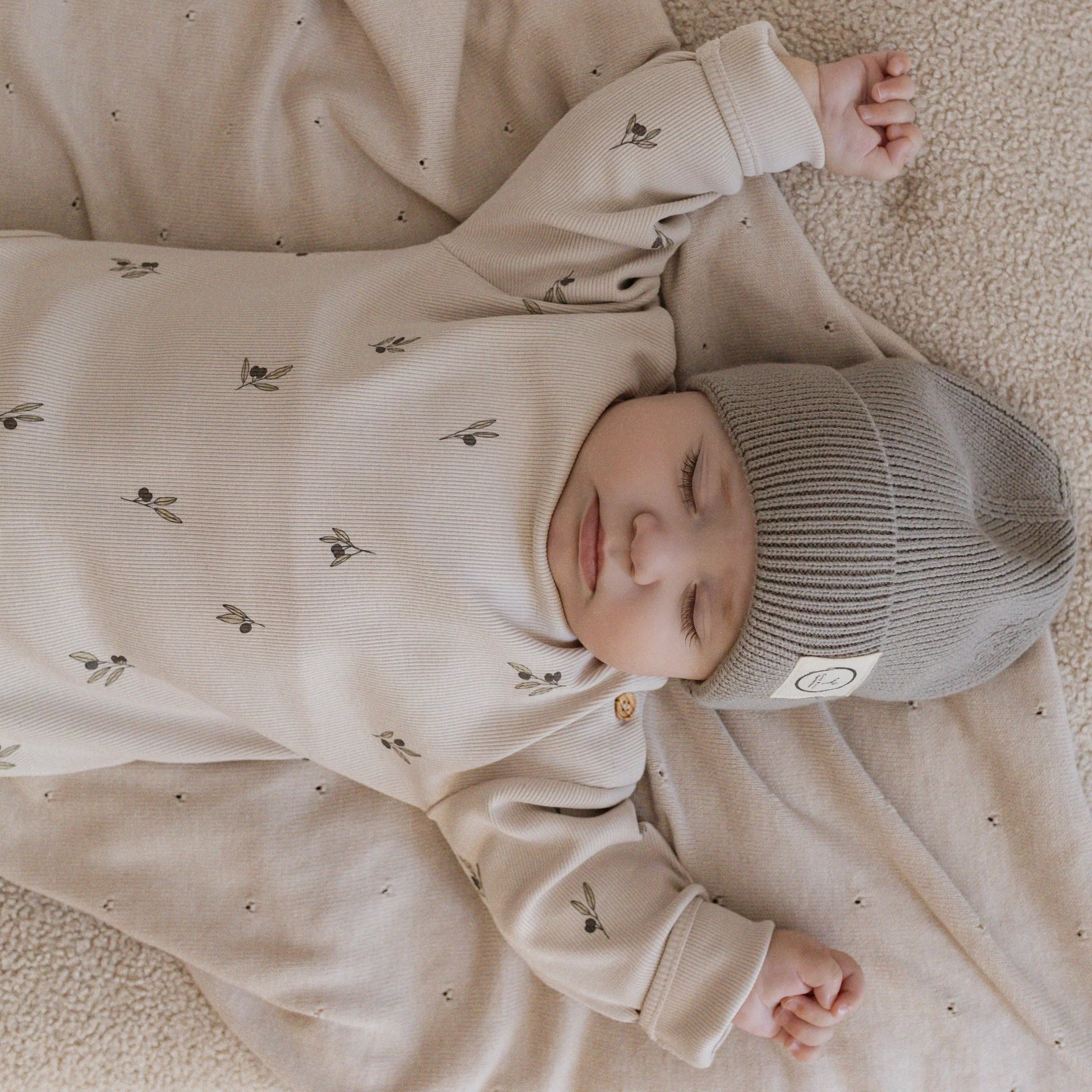 Cosy Roots Organic Rib Sweatshirt - Tiny Olives